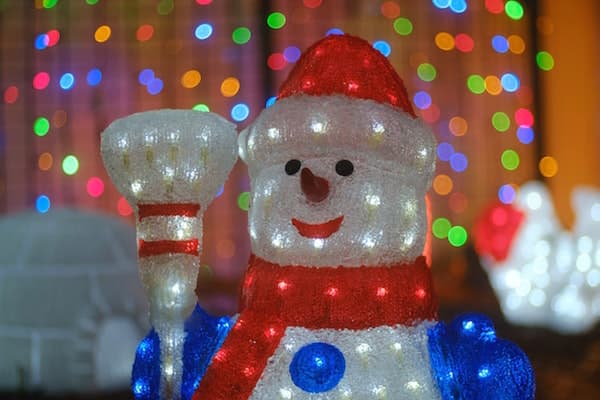 outdoor holiday decorations